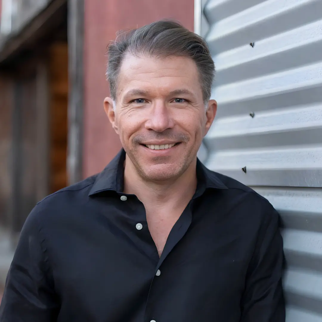 Andy Mikulak Headshot